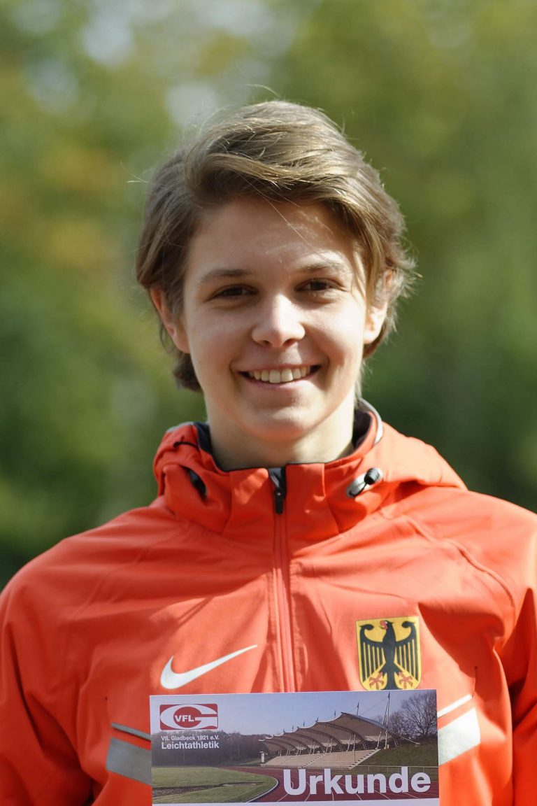Anne Berger beweist Vielseitigkeit VfL Gladbeck Leichtathletik